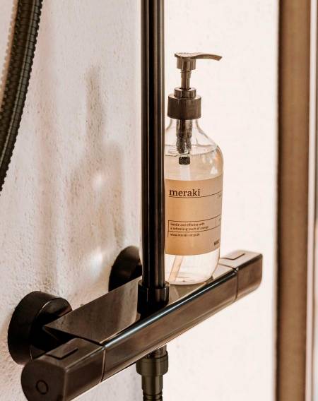 Bateria łazienkowa termostatyczna – komfort w strefie prysznica